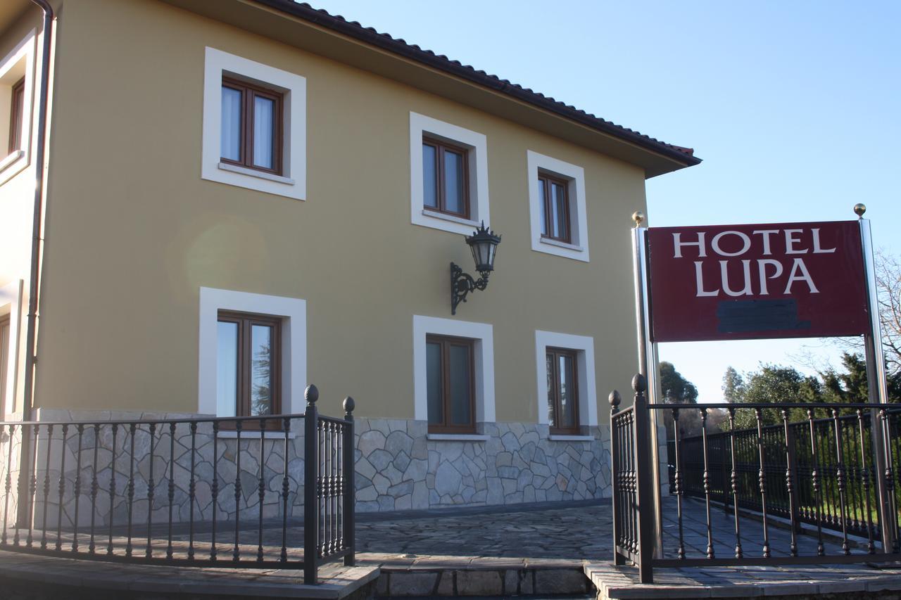 Hotel Lupa San Juan de Pinera Exterior photo